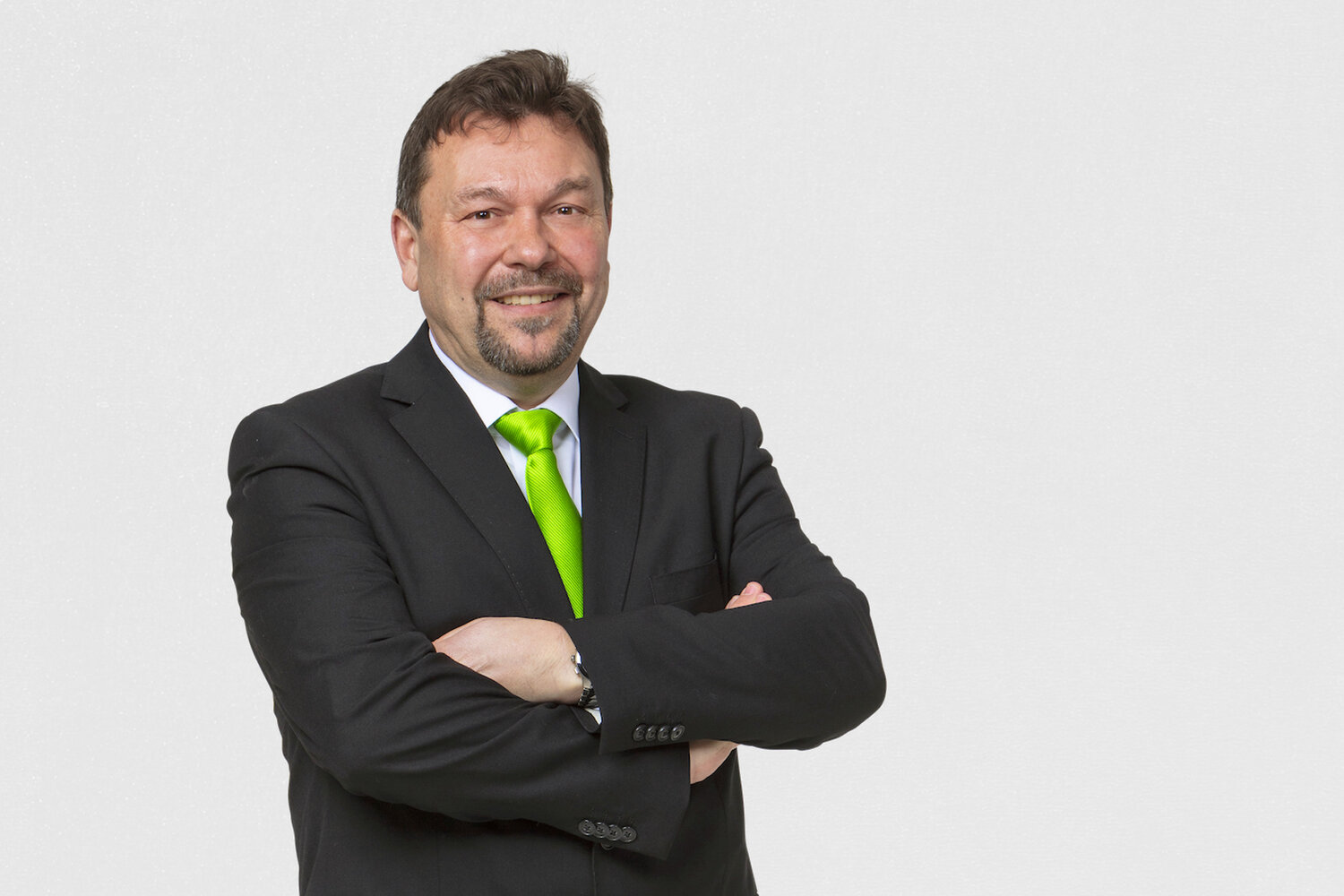 Geschäftsführer Rainer Sauerbier der intros Medical Laser GmbH
